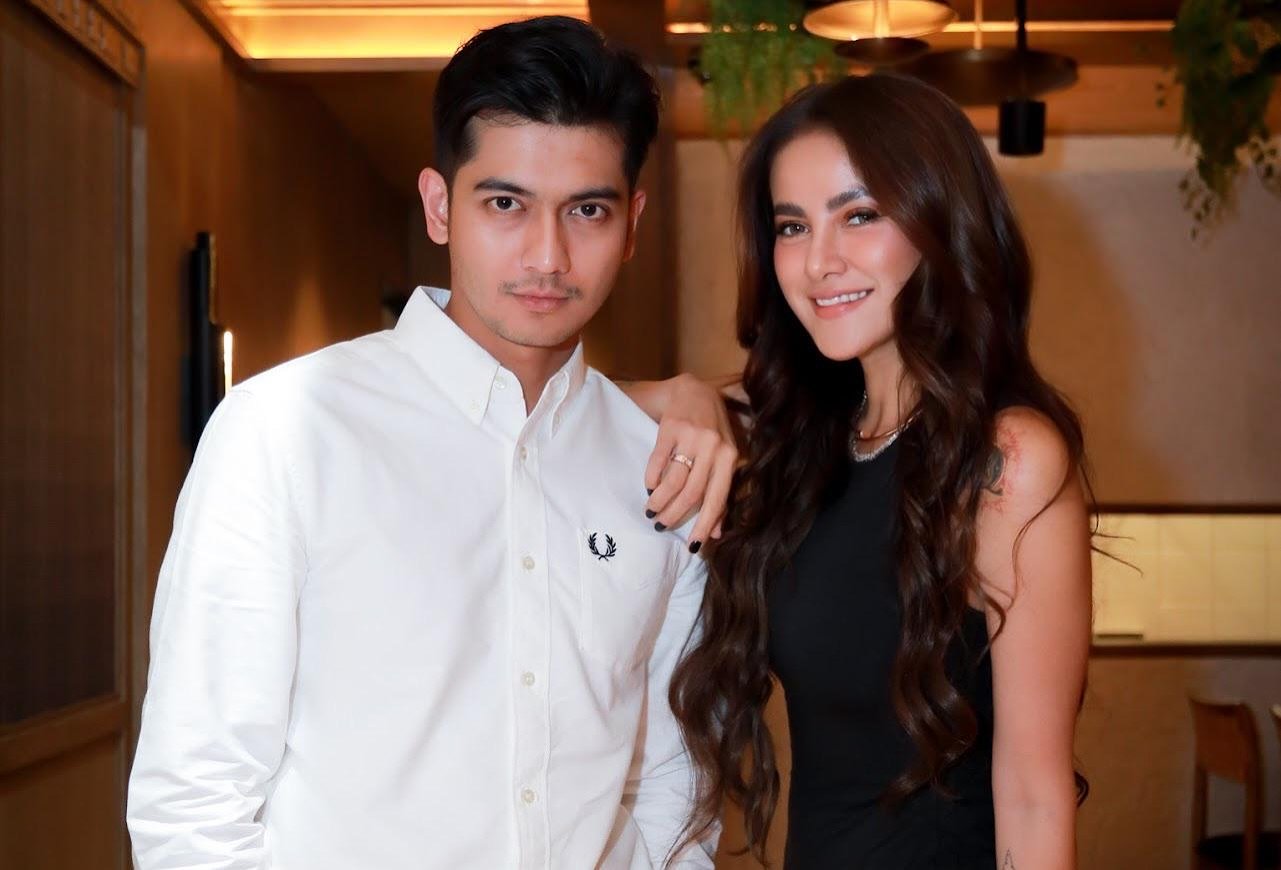 Olla Ramlan Sebut Pacari ‘Berondong’ Usia 30an! Terciduk Makan Malam Mesra Bareng Mantan Ria Ricis