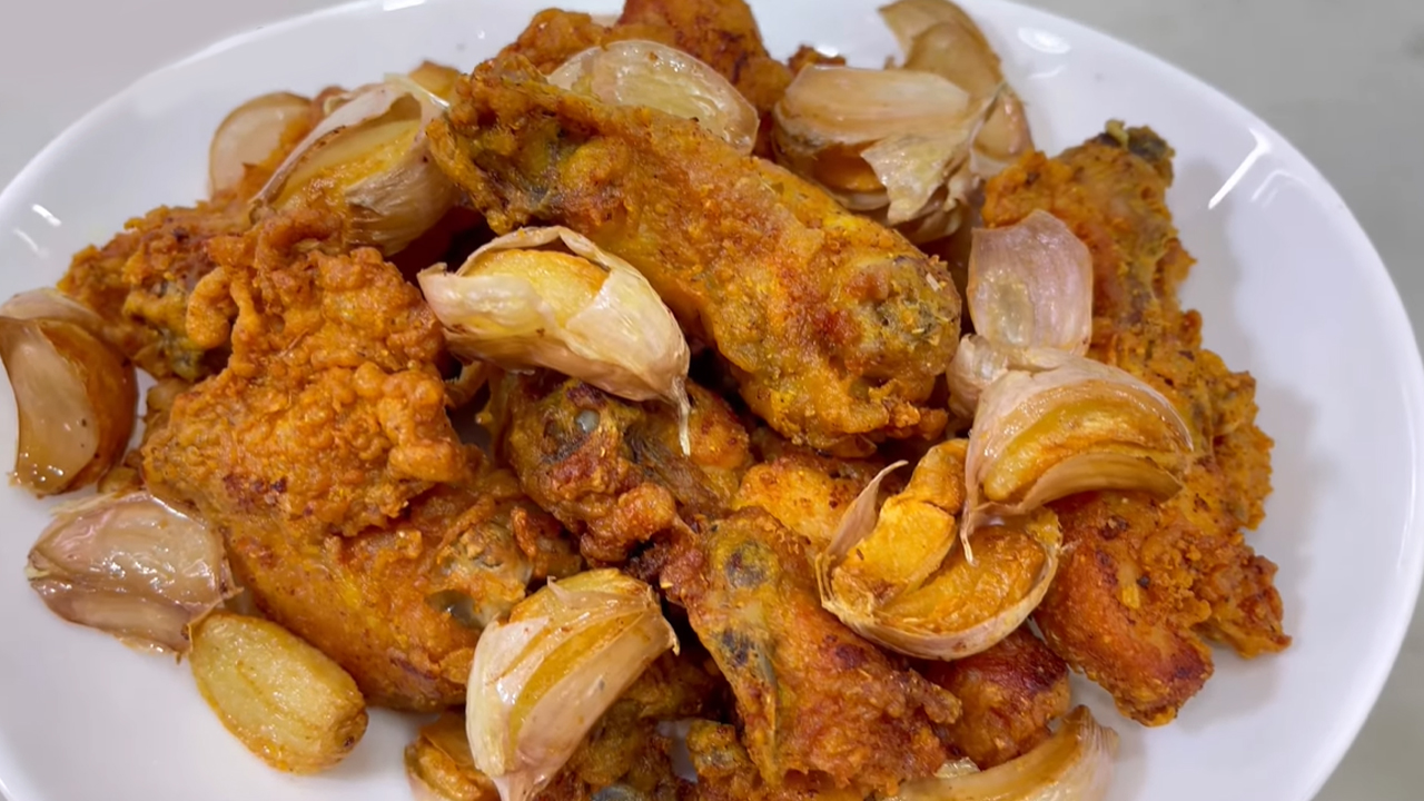 Resep Ayam Goreng Bawang Putih Rumahan, Enaknya Gak Kalah Sama Restoran