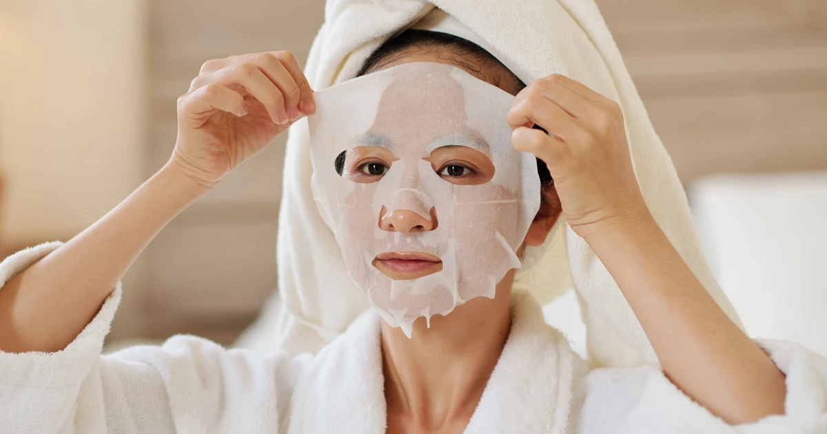 Rahasia Glowing ala Korea: Sheet Mask Cuma 15 Menit tapi Efeknya Maksimal, Kapan Waktu yang Pas Buat Pakainya?