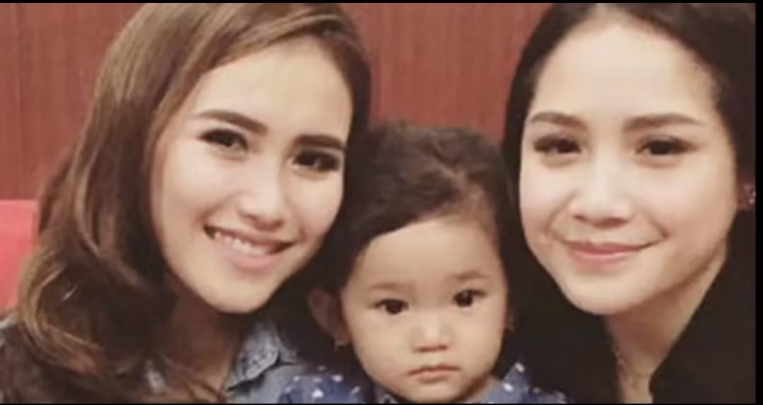 Viral! Momen Mesra Nagita Slavina dan Bilqis Anak Ayu Ting Ting Sebelum Hubungan Retak Karena Isu Perselingkuhan dengan Raffi Ahmad
