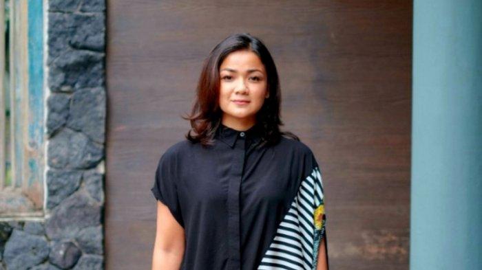 Fakta Mengejutkan! Nirina Zubir Tunda Liburan Demi Nabung untuk Biaya Pendidikan Anak