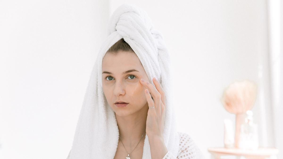 Wajah Mulai Keriput di Usia 40? Ini Rahasia Skincare Malam yang Bisa Kamu Coba!