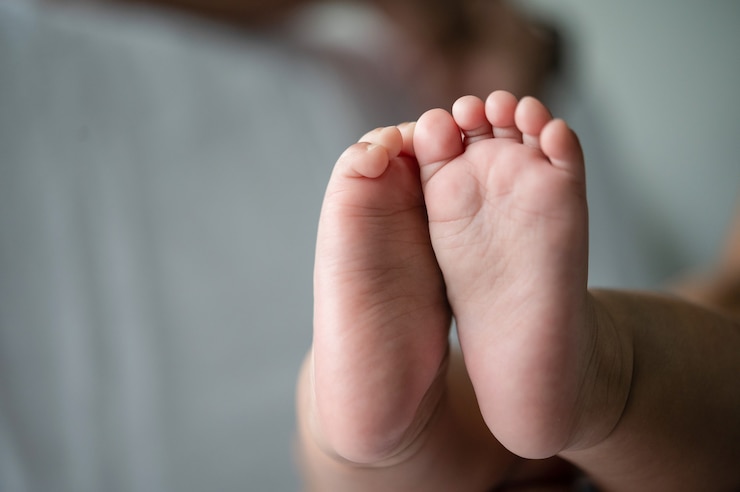 Bayi 10 Bulan Nyaris Lumpuh dan Alami Kerusakan Otak Akibat Obsesi Vegan Ortu!
