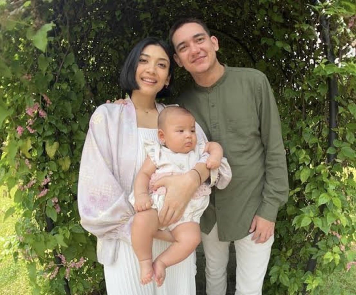 Istri Adipati Dolken Comeback ke Dunia Musik, Identitas Aslinya Bikin Publik Kaget!