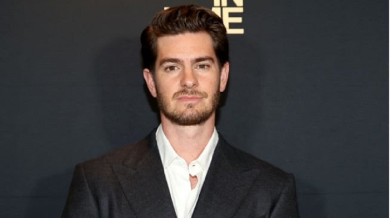 Makin Lengket! Monica Barbaro & Andrew Garfield Tampil Mesra di Wimbledon, Ini Fakta Menarik Sang Aktris