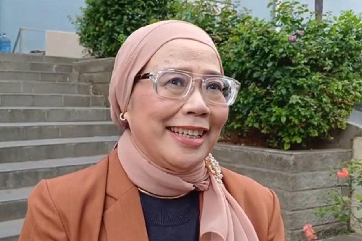 Mata Minus 25! Dewi Yull Sempat Buta Dua Hari Sebelum Operasi Menyelamatkan Penglihatannya
