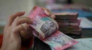 Tekanan Impor dan Ketidakpastian Politik Tekan Nilai Tukar Rupiah