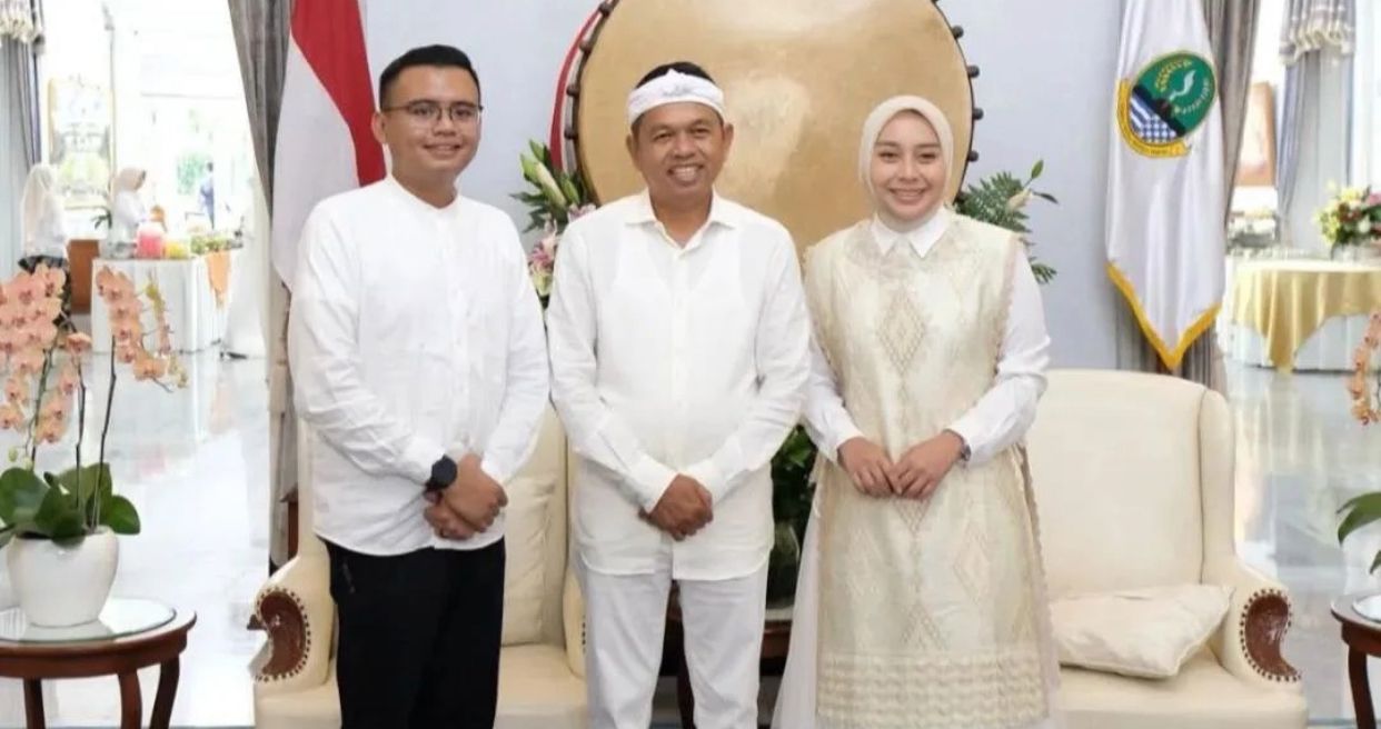 Pernikahan Putra Dedi Mulyadi Pakai Mahar Sayur dan 99 Bibit Pohon, Netizen: Green Wedding Banget!