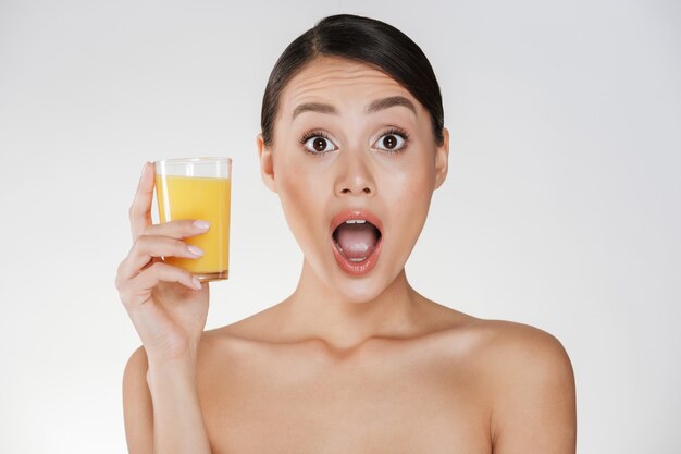 Jangan Salah, ini Waktu Tepat Minum Suplemen Kolagen! Hasilnya Nendang Banget
