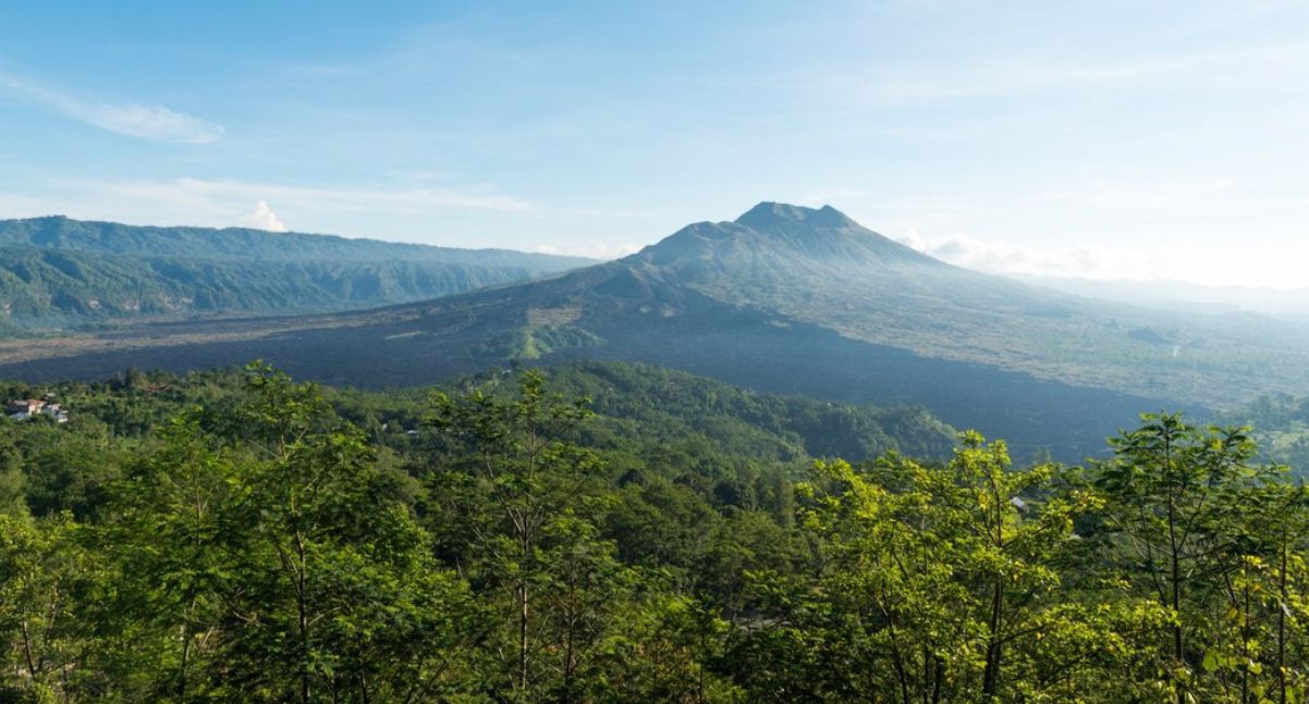 Nekat Mendaki Gunung Aktif, Tiga Pendaki Lombok Timur Masuk Daftar Hitam Gunung Rinjani