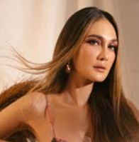 Akhirnya Luna Maya Beberkan Soal Kehamilan Kembar!