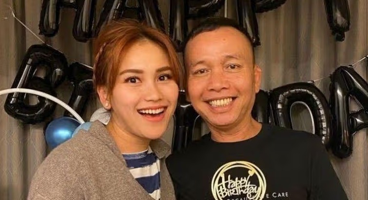 Murka! Ayah Rozak Labrak Tetangga Usai Keluarga Ayu Ting Ting Disindir