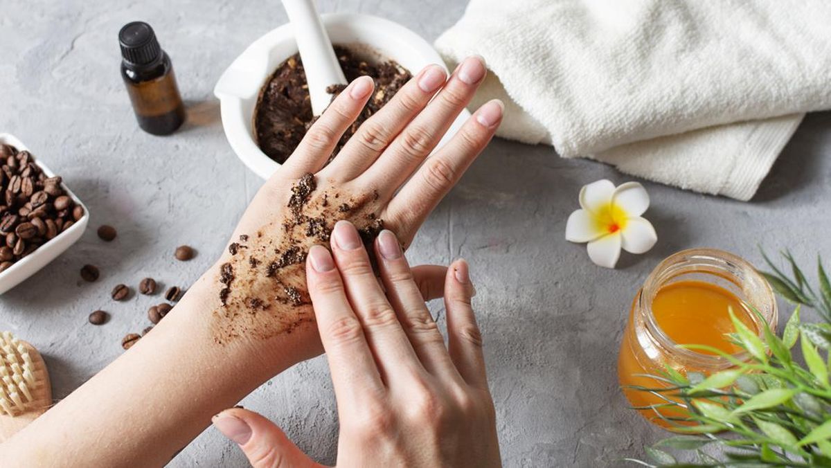 Sering Luluran Tapi Gak Putih? Intip Cara Tepat Bersihkan Badan Agar Hasil Maksimal