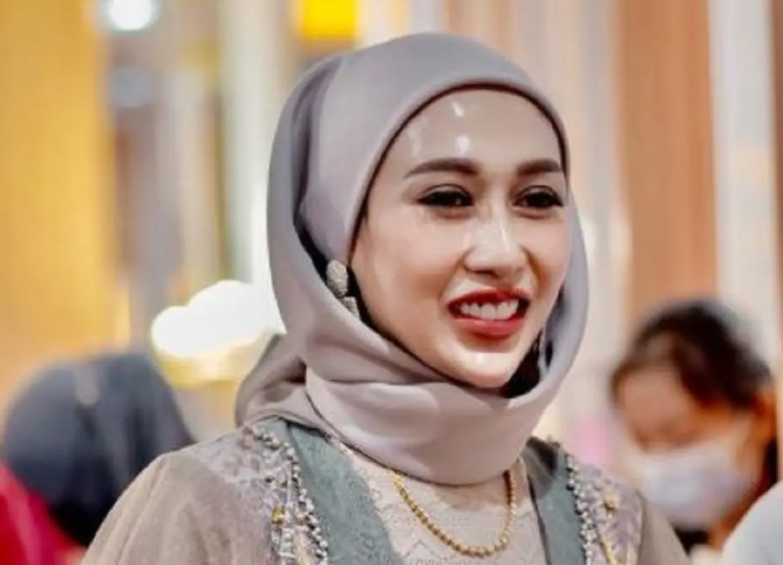 Skincarenya Disebut Ilegal BPOM, Reza Gladys Akhirnya Buka Suara! Ternyata Benar?