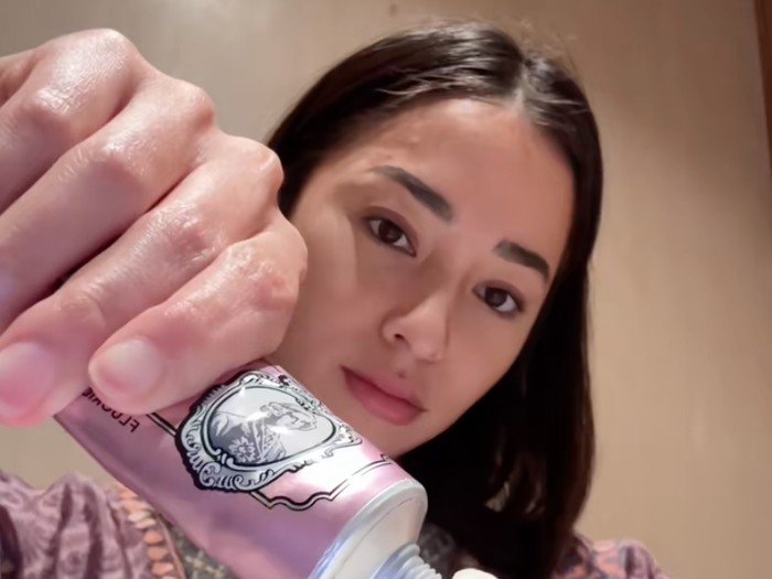 Cuma Gosok Gigi Tapi Harganya Bikin Geleng Kepala! Nikita Willy Buat Kaget Soal Perawatan Mulut Seharga Skincare Mewah