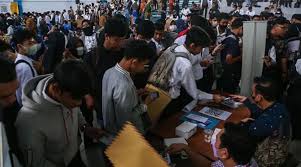 Deindustrialisasi Perparah Angka Pengangguran