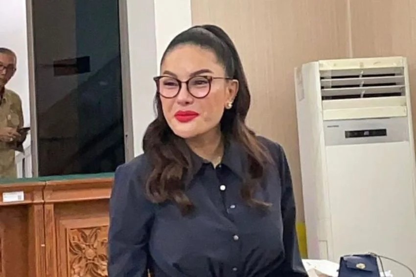 Bawa Uang Miliaran Reza Gladys, Sopir Taksi Online Ini Malah Jadi Korban! Mobil Disita, Badan Memar