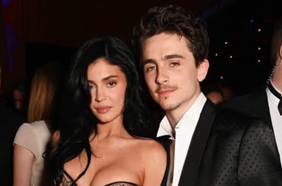 Bukan Putus, Begini Cara Kylie Jenner Tepis Gosip Asmara dengan Timothee Chalamet