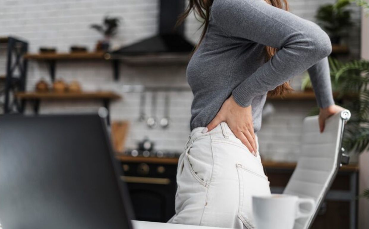 Mengapa Perempuan Sering Alami Sakit Pinggul? Simak Faktor Penyebab dan Cara Mengatasinya