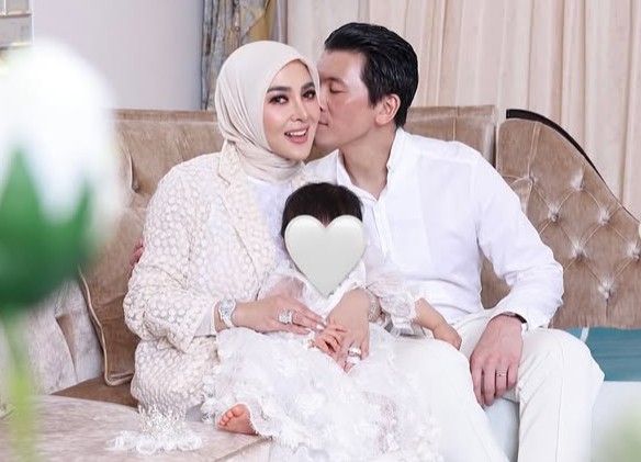 Heboh! Koko Fengshui Ramalkan Syahrini & Reino Barack Bakal Bercerai, Ini Tahun Keramatnya