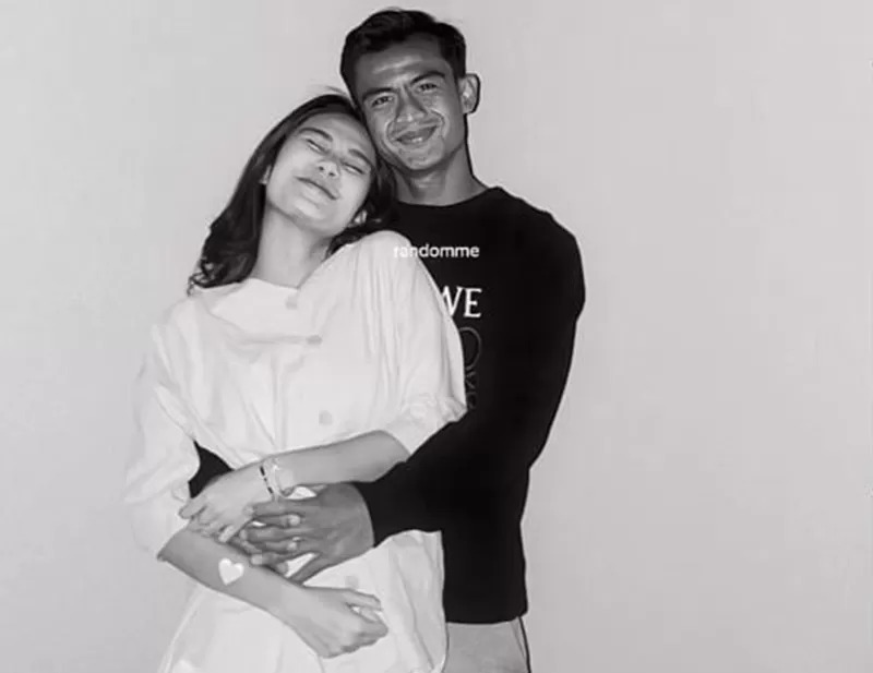Talak Cerai Azizah Salsha, Satu Kata Misterius Pengacara Pratama Arhan Bikin Heboh!