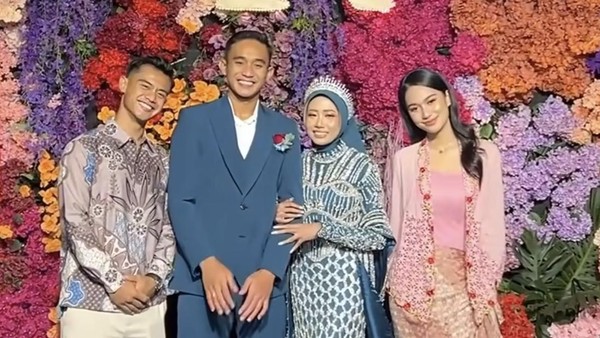 Rumah Tangga Retak, Ini Potret Terakhir Arhan dan Zize Nampak Bersama di Nikahan Rizky Ridho