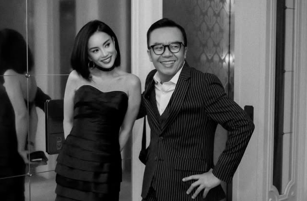 Makin Go Publik! Dearly Djoshua Pamer Dinner Romantis Mewah Bareng Ari Lasso