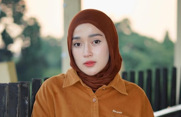 Sempat Terpuruk Diselingkuhi Ayus Sabyan? Ririe Fairus Kini Banjir Pujian Saat Pilih Iklhas dan Legowo