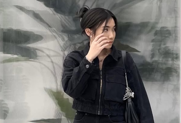 Inspirasi OOTD All Black Casual Chic Ala Marshella Aprilia Ex Pacar Pratama Arhan, Elegan dan Misterius!