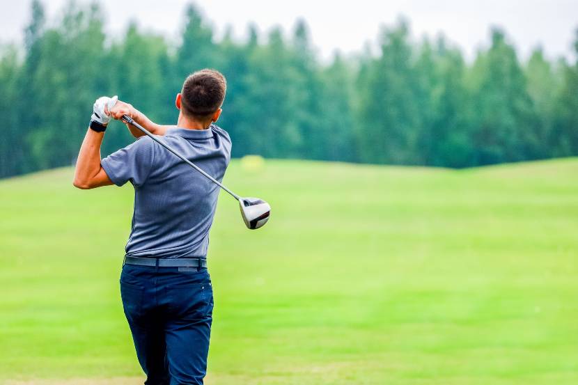 The Power Of Demo! Turnamen Golf Komisi V DPR RI di Bogor Batal, Hadiah Mobil Mewah Jadi Sorotan