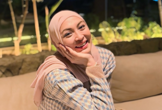 Angelina Sondakh Bongkar Godaan Paling Besar Artis Saat Jadi DPR: Gaji Ratusan Juta Tetap Nggak Cukup!
