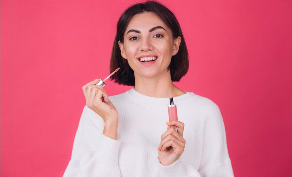 Bikin Wajah Auto Cerah! 5 Rekomendasi Warna Lipstik untuk Look Natural