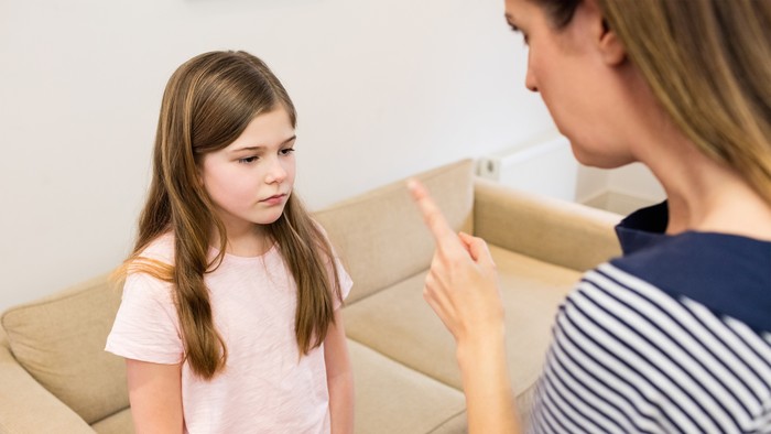 Awas! 5 Ucapan Orang Tua Ini Bikin Anak Jadi Tambah Berontak, Hindari Sekarang! 