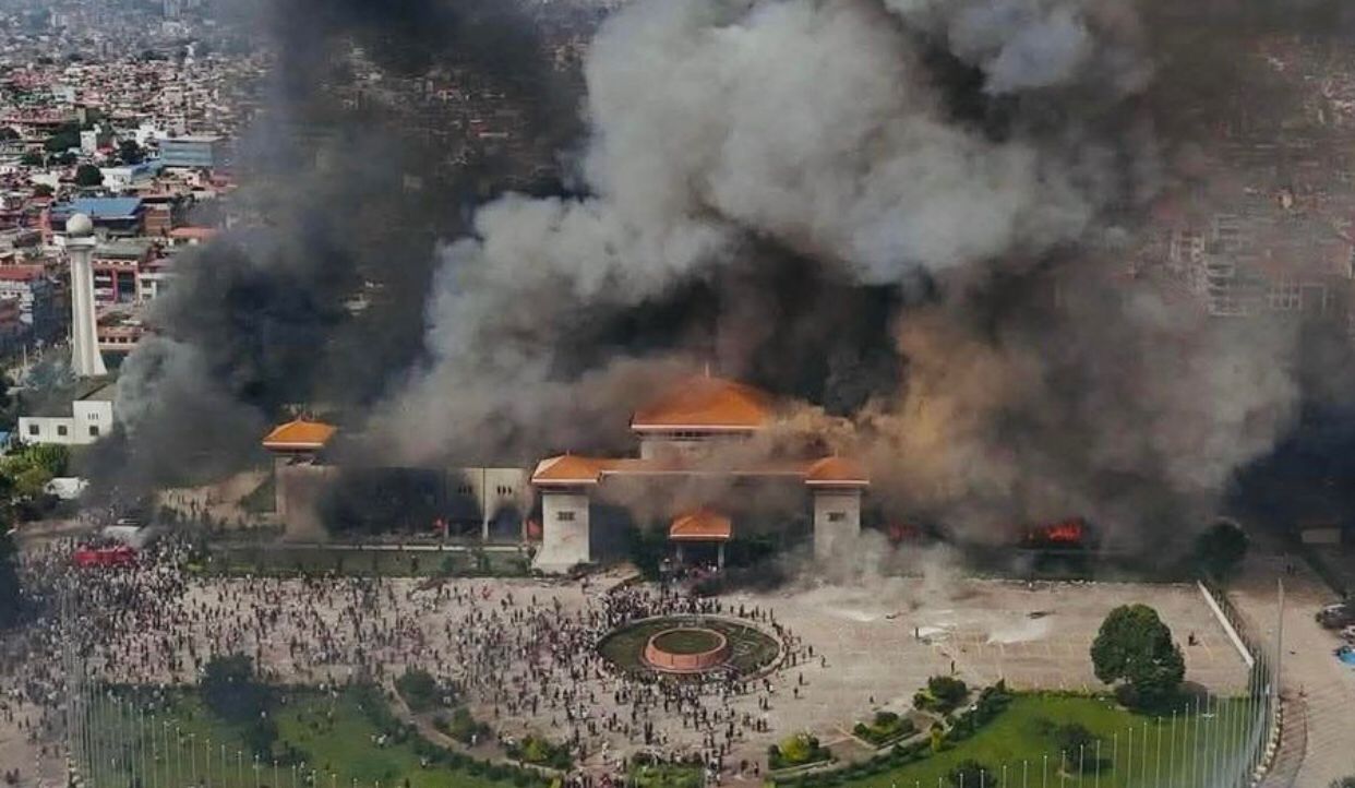 Revolusi Gen Z Nepal Memanas, Istri Mantan PM Tewas Terbakar Hidup-Hidup