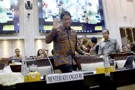 Kurangi Ketergantungan pada APBN, Menkeu Perkuat Peran Swasta dan Danantara