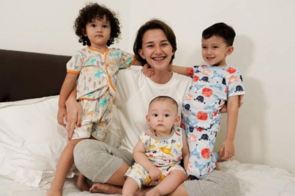 Astaga! Dahlia Poland Ninggalin Anak Karena Cekcok, Fandy Christian di Mana?