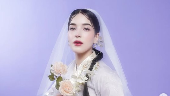 Intip Tips Makeup Korean Look ala Tasya Farasya, Elegan dan Natural!