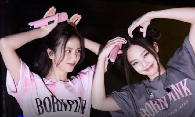 Jennie dan Jisoo BLACKPINK Puncaki Daftar Solois Wanita Terlaris di Circle Chart 2025!