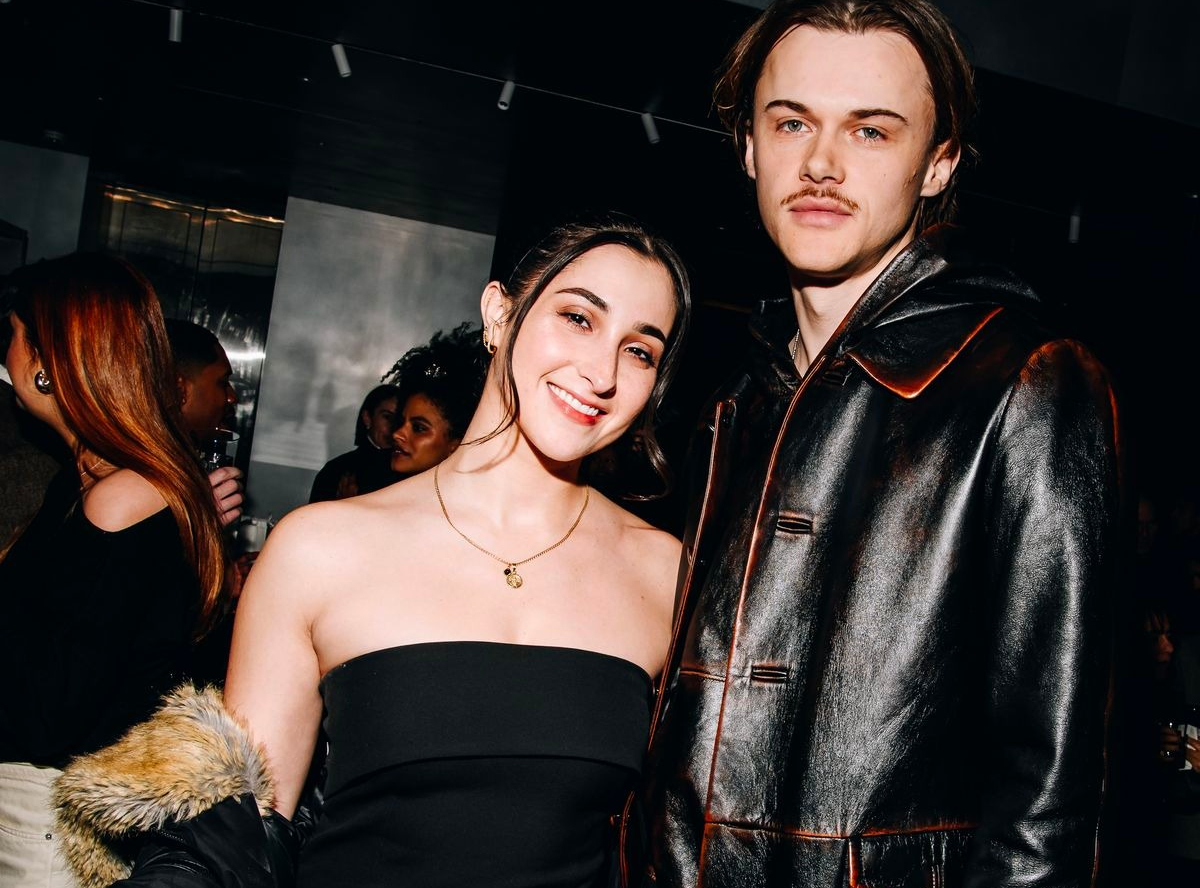 Fans Patah Hati! Christopher Briney Diduga Tunangan dengan Isabel Machado, Sehari Setelah The Summer I Turned Pretty Season 3 Tamat!