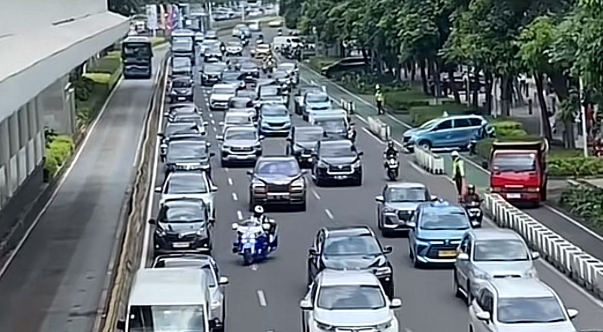 Ramai Disorot, Ini 4 Alasan Warga Tolak Penggunaan Strobo 'Tot Tot Wuk Wuk' di Jalan Raya