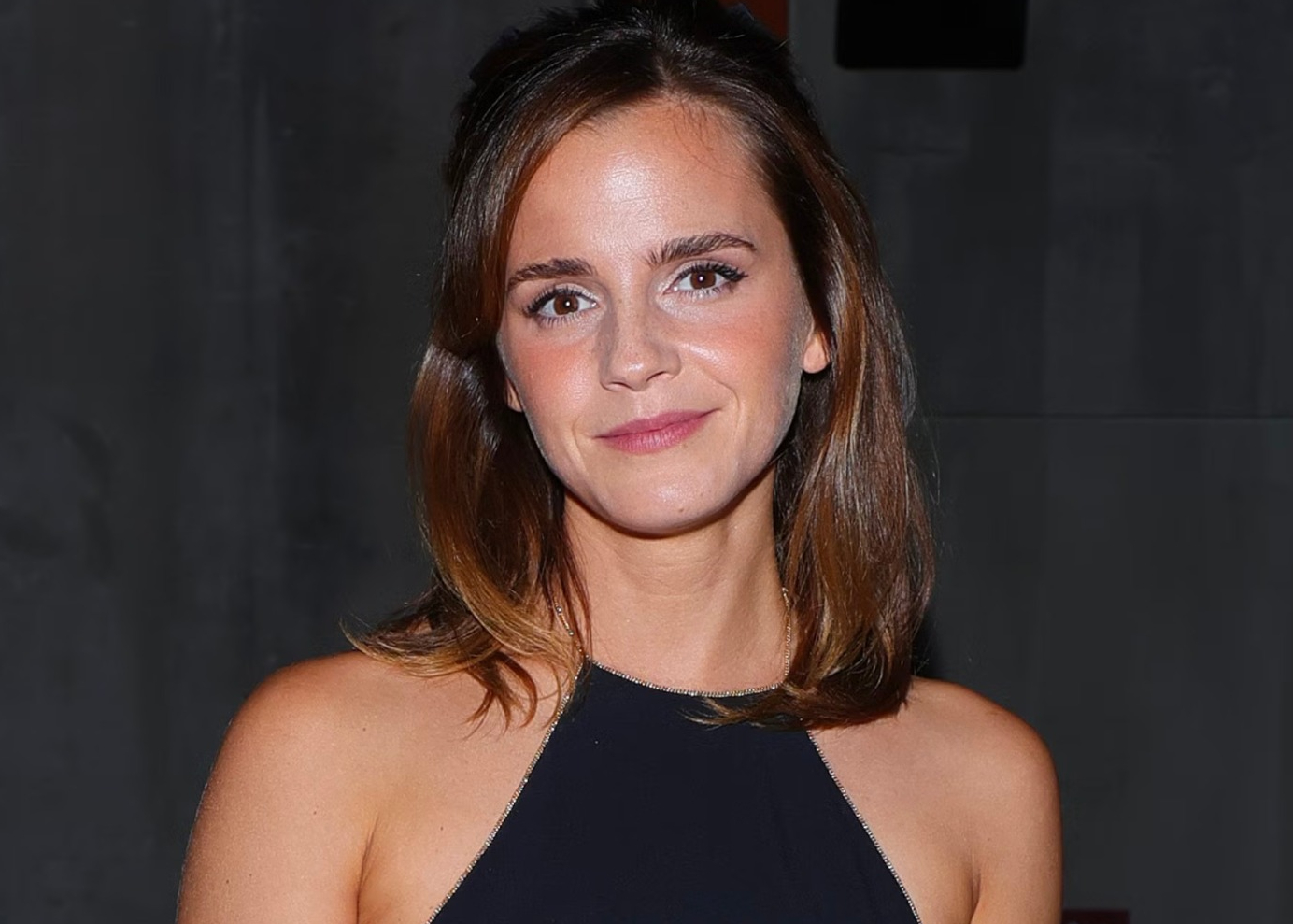 Emma Watson Berani Bongkar Mimpi Buruk Standar Kecantikan Hollywood, Tak Masuk Akal!