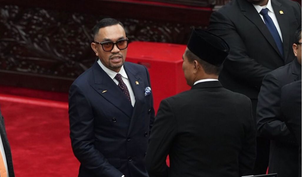 Benarkah Ahmad Sahroni Sembunyi 7 Jam di Kamar Mandi Saat Rumah Dijarah Massa? Publik Pertanyakan Ini