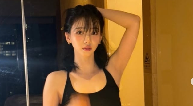 Visual Karina aespa Sebelum Tidur Bikin Fans Tak Bisa Pegang Kendali, AI Beauty Nyata!
