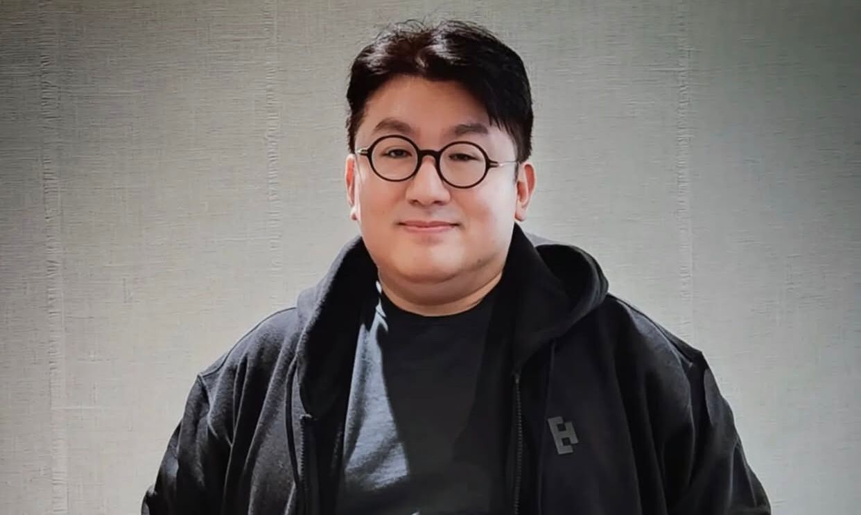 Tak Bisa Kabur ke AS Lagi, Bang Sihyuk Dicegah ke Luar Negeri soal Skandal IPO HYBE