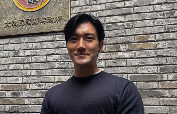 Diunfollow Member Super Junior Imbas Isu Islamofobia? Siwon Curhat Begini!