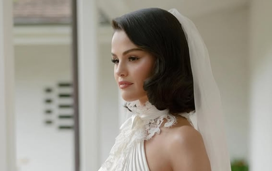 Terungkap Hal Intim yang Bikin Selena Gomez Kelepek-Kelepek Hingga Pilih Benny Blanco!