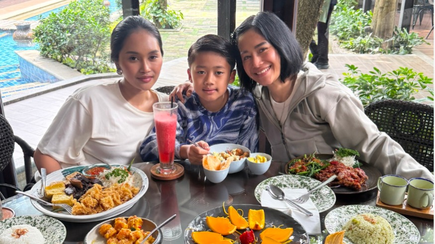 Anak Farida Nurhan Dipukul dan Disundut Rokok, Unggahan Omay Bikin Hati Teriris, Siapa Pelakunya?