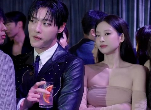 Knetz Pasang Badan Usai Jennie BLACKPINK dan WOODZ Terseret Kontroversi W Korea 2025