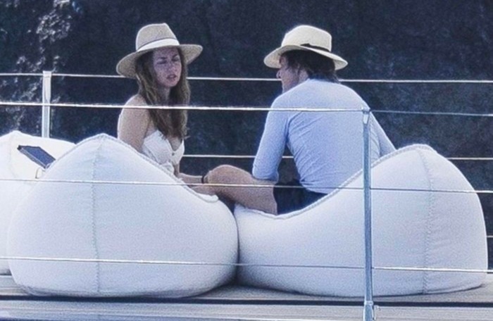 Cinta Kandas! Tom Cruise dan Ana de Armas Putus, Alasannya Mengejutkan