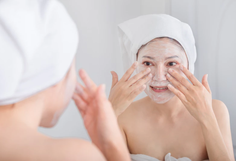 Tanpa Skincare Mahal, Ini Tips Eksfoliasi Kulit Dengan Bahan Alami